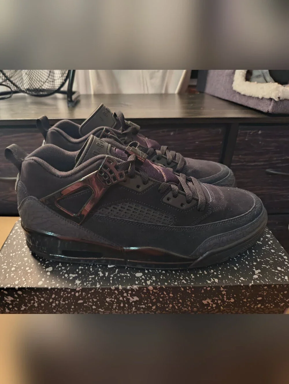 NIB 100% Real Jordan Spizike Low Mens